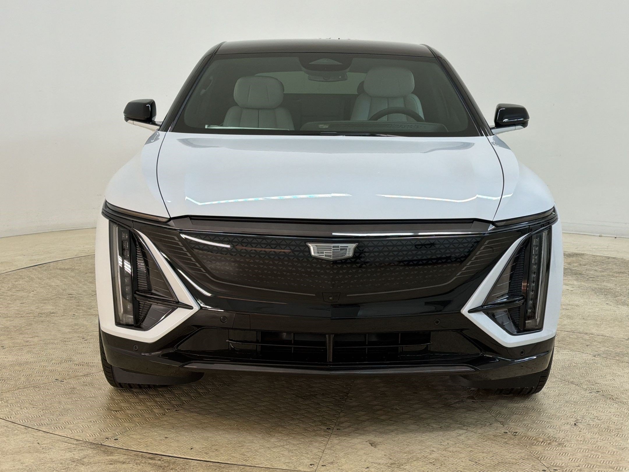 New 2026 Cadillac Lyriq Sport AWD/4WD image 6