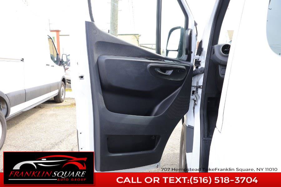 Used 2025 Mercedes-Benz Sprinter 2500 image 26
