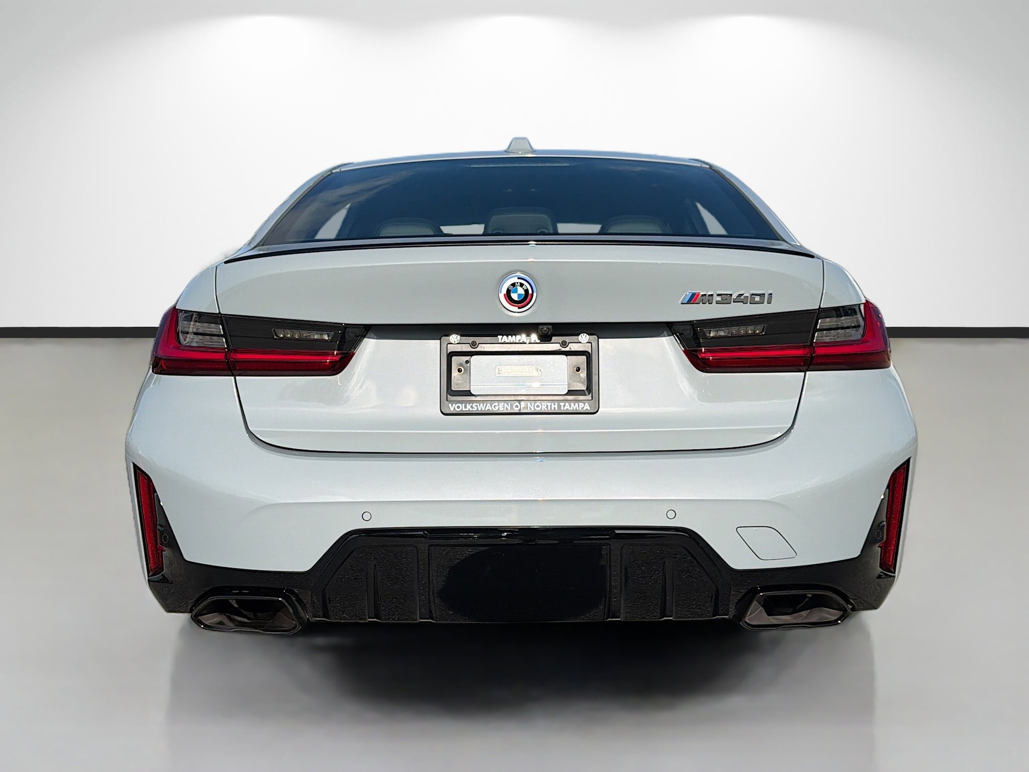 Used 2023 BMW M340i w/ Shadowloine Package RWD image 4