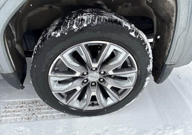 Used 2024 GMC Sierra 1500 Denali image 6