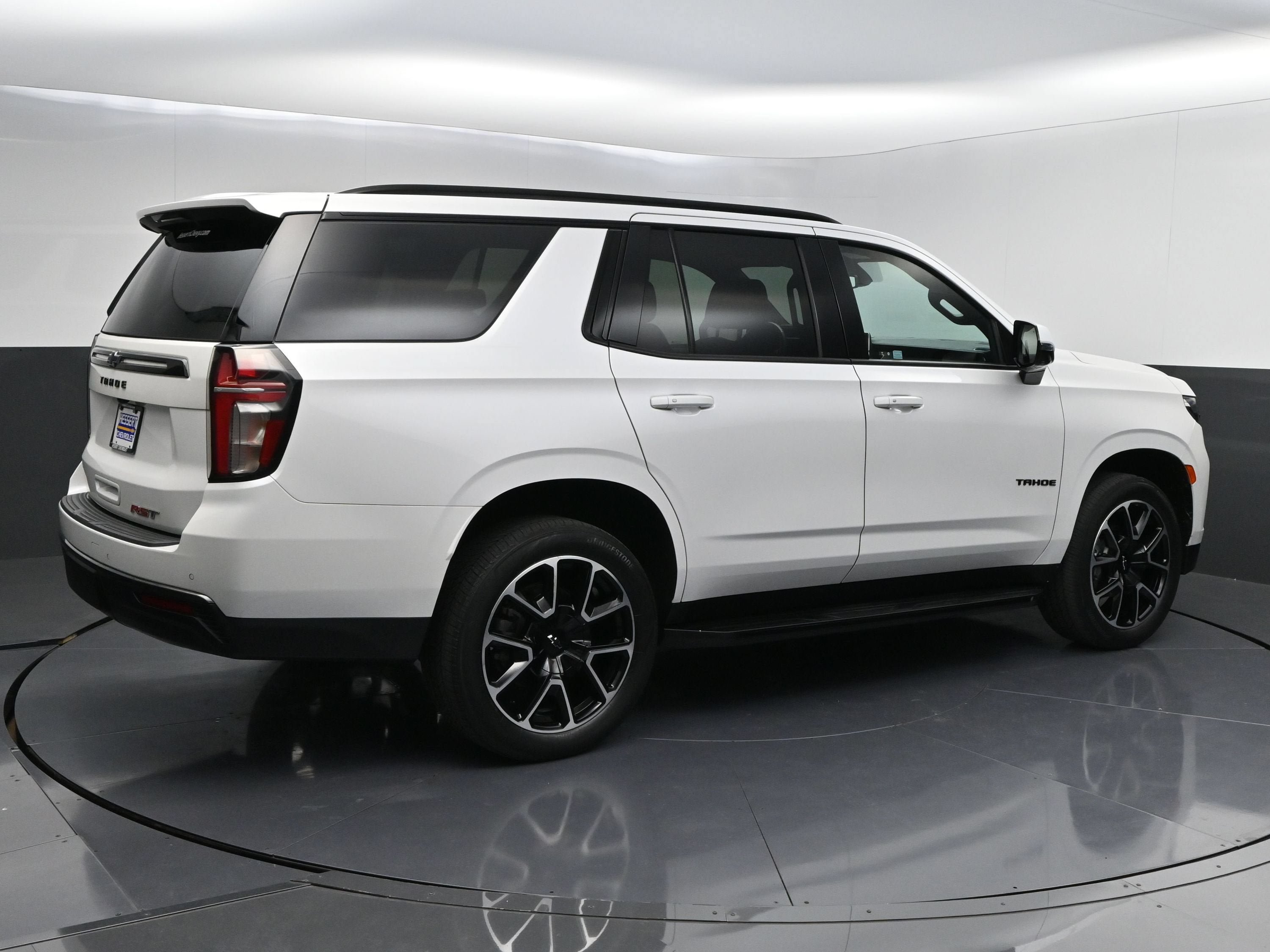 Certified 2022 Chevrolet Tahoe RST w/ Luxury Package AWD/4WD image 8