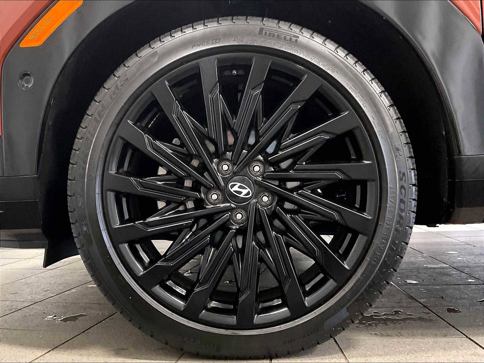 Used 2025 Hyundai Santa Fe Calligraphy image 8