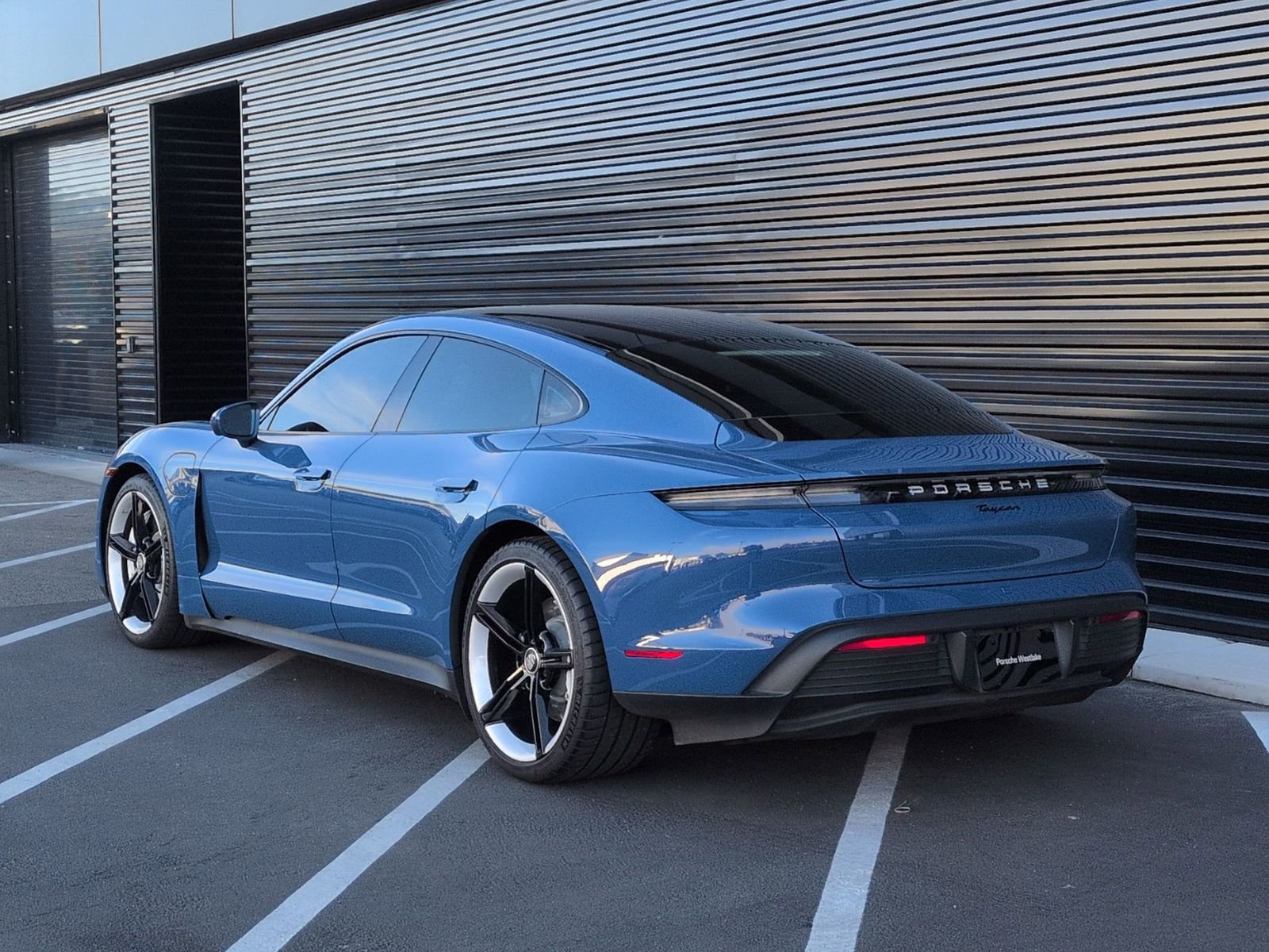 Certified 2023 Porsche Taycan image 3