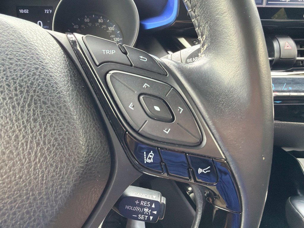 Used 2021 Toyota C-HR XLE FWD image 27