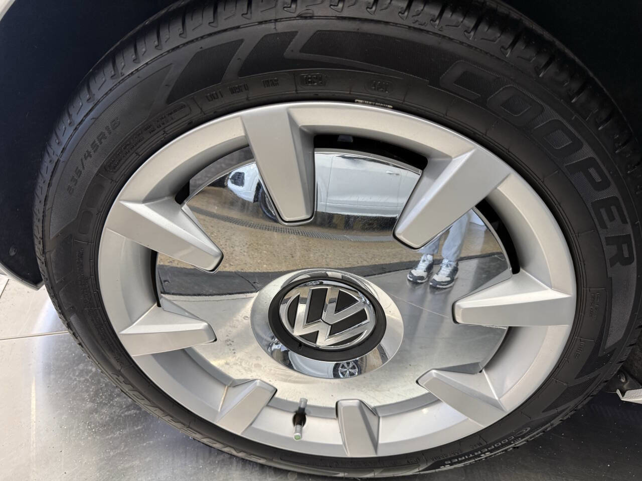 Used 2014 Volkswagen Beetle 2.5 image 31