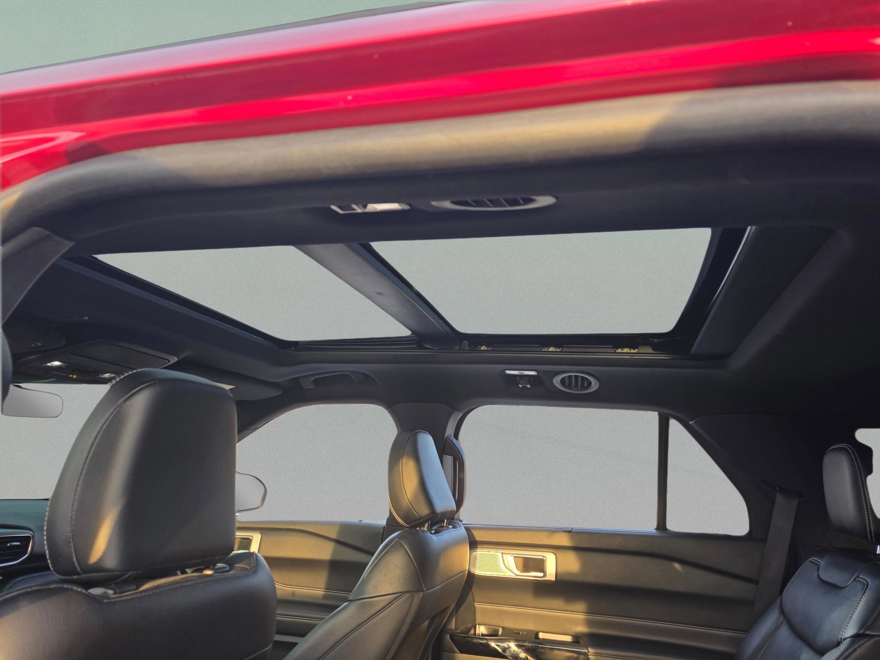 Used 2023 Ford Explorer ST w/ Equipment Group 401A image 19