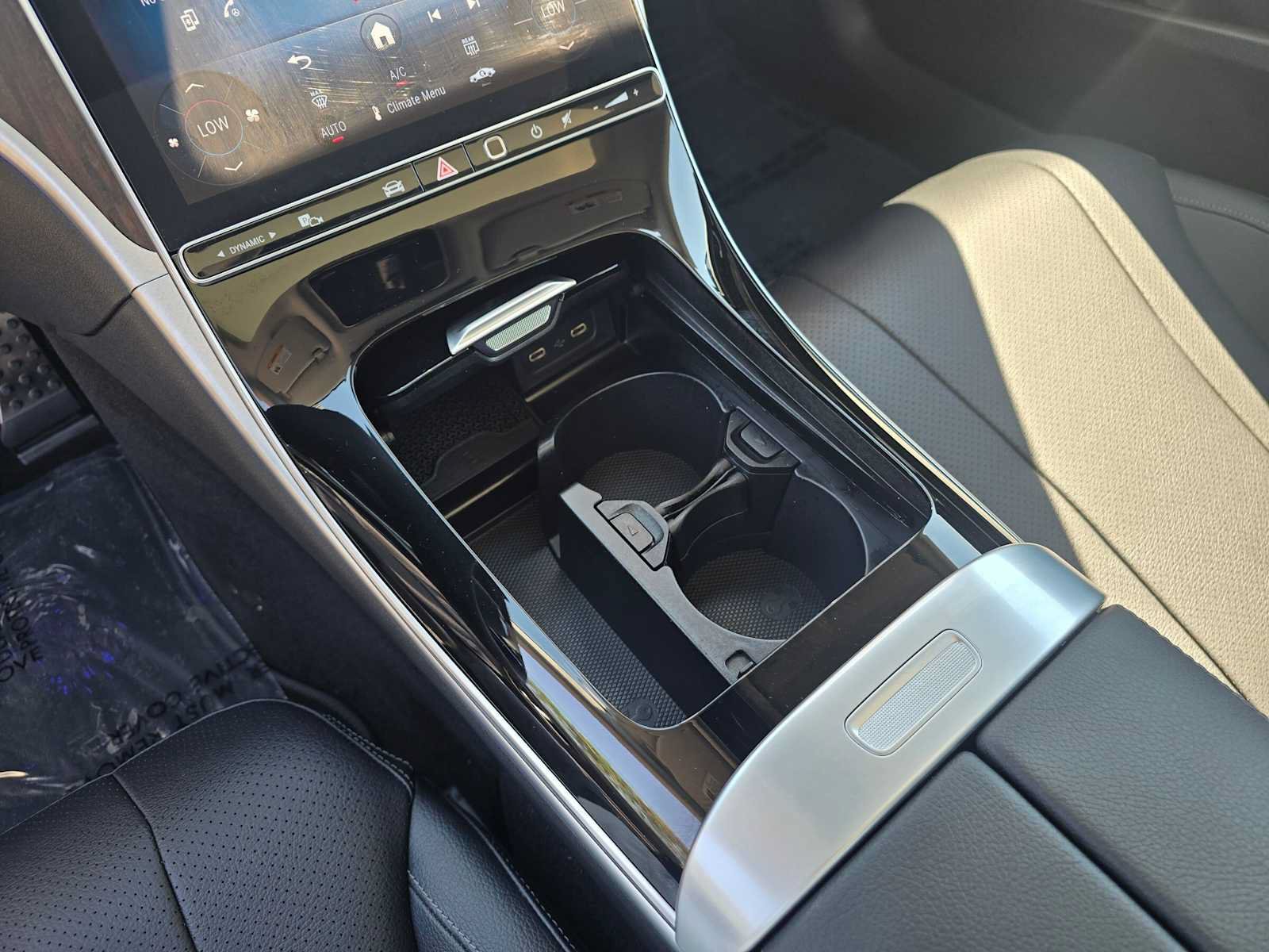 New 2026 Mercedes-Benz CLE 300 4MATIC Coupe image 23