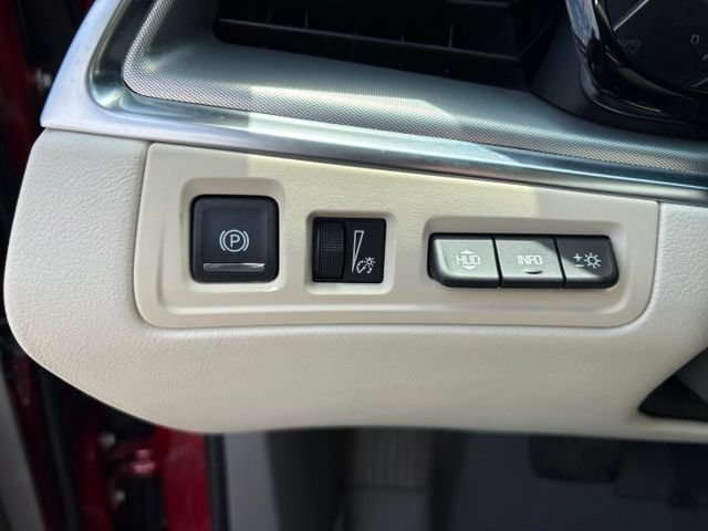 Certified 2023 Cadillac XT5 Premium Luxury w/ Technology Package AWD/4WD image 29