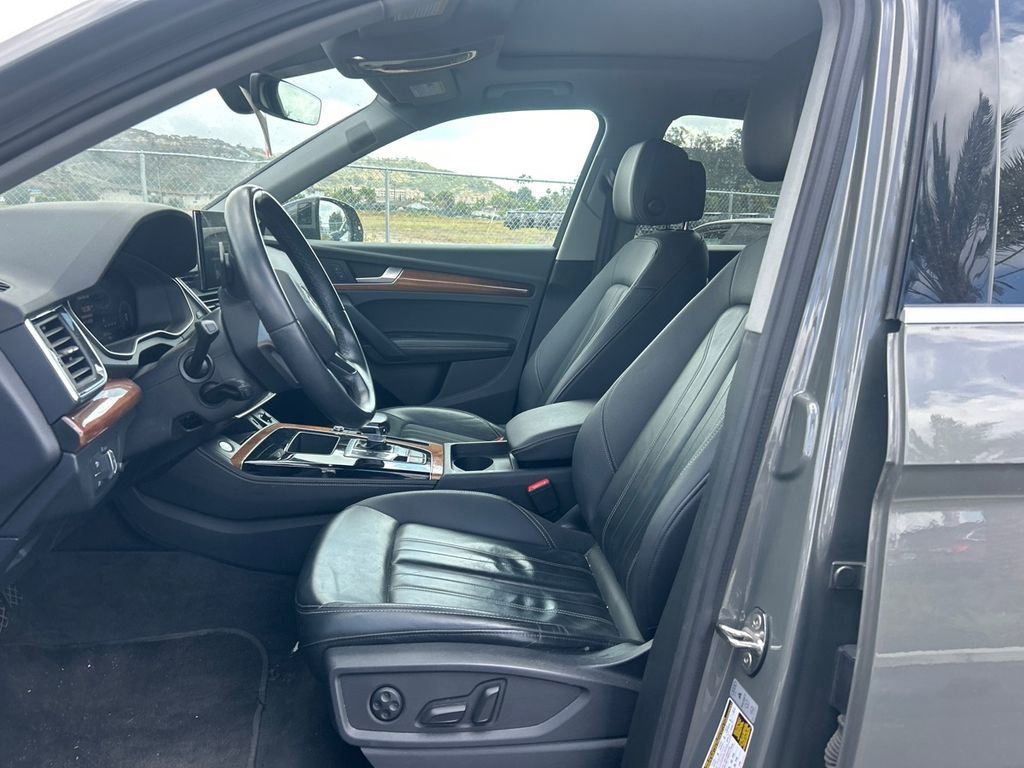 Used 2023 Audi Q5 2.0T Premium Plus AWD/4WD image 9