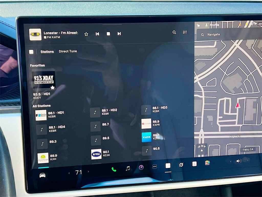 Used 2022 Tesla Model X Plaid image 14