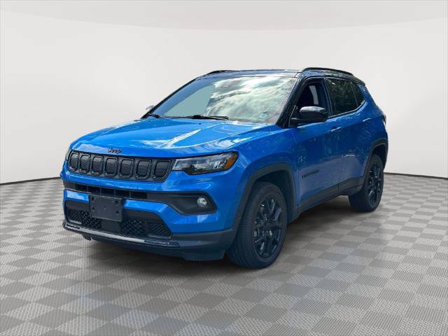 Used 2022 Jeep Compass Latitude AWD/4WD image 7