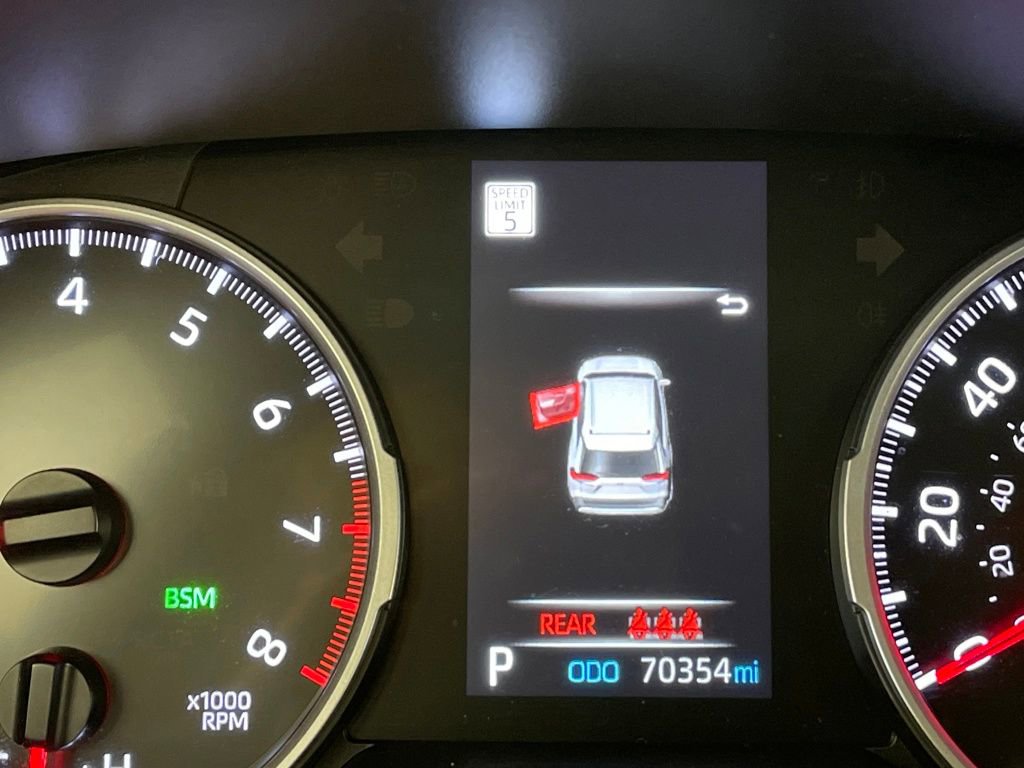 Certified 2022 Toyota RAV4 XLE w/ Convenience Package image 19