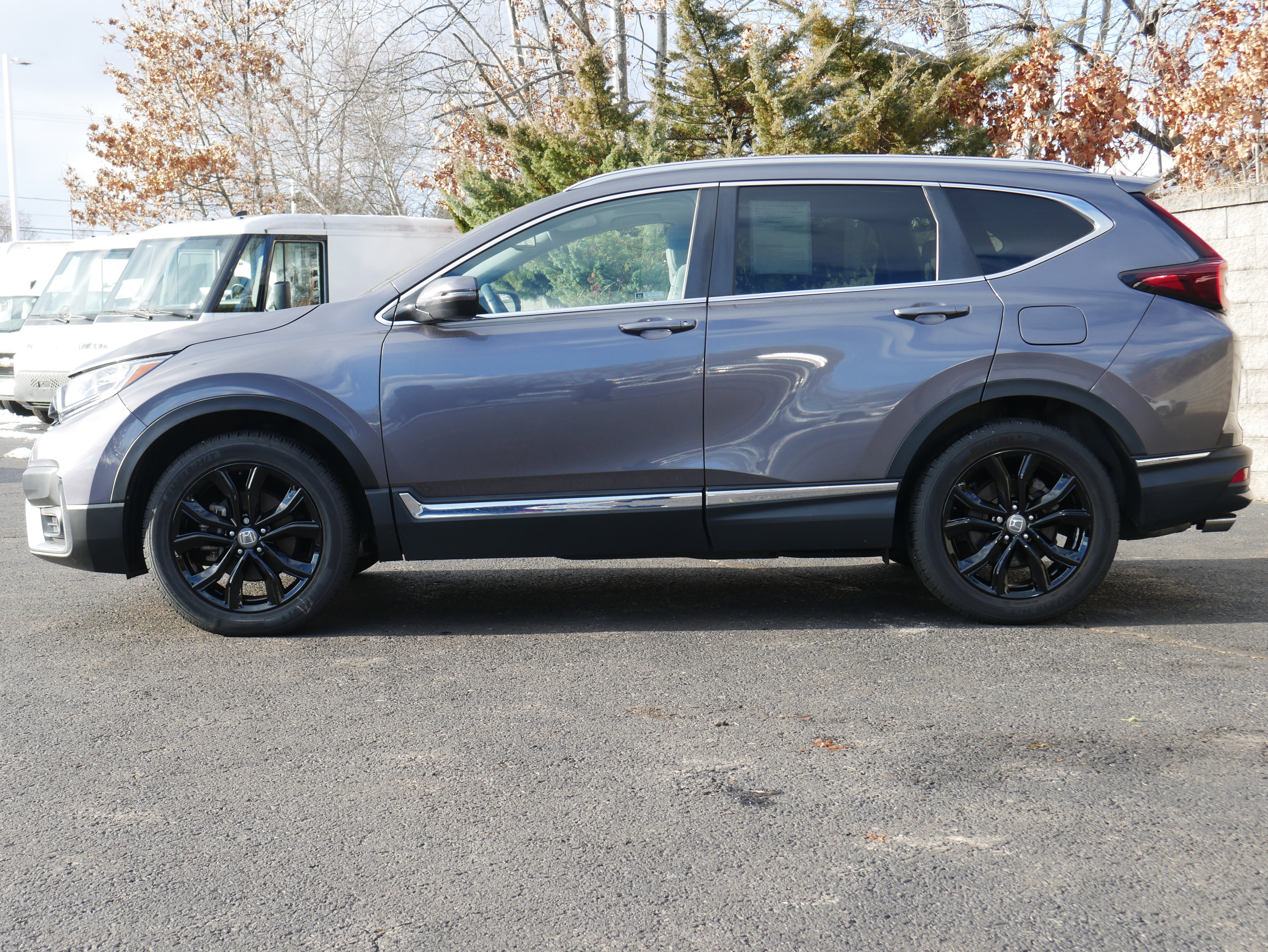 Used 2021 Honda CR-V Touring image 3