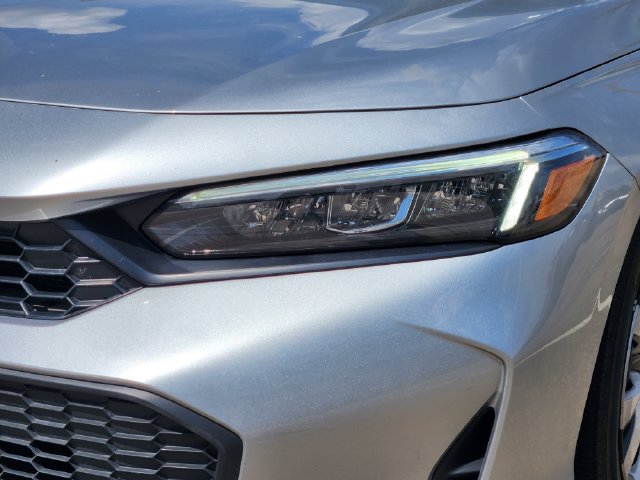 Used 2025 Honda Civic LX image 9