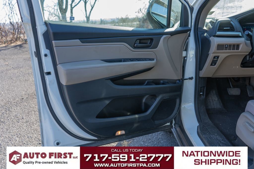Used 2018 Honda Odyssey LX image 10