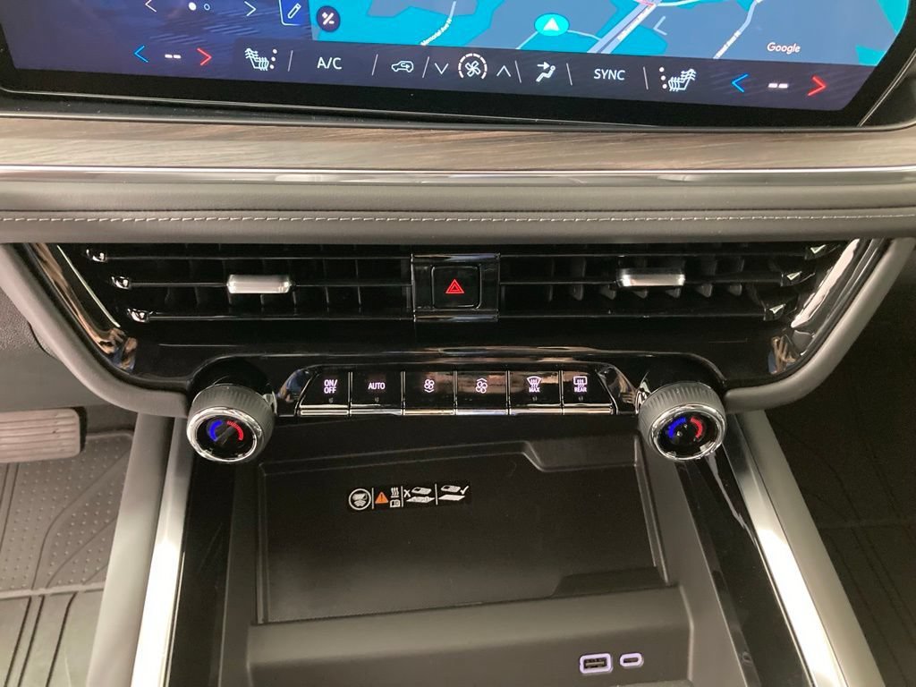 New 2026 Chevrolet Suburban LT w/ Comfort Package AWD/4WD image 8