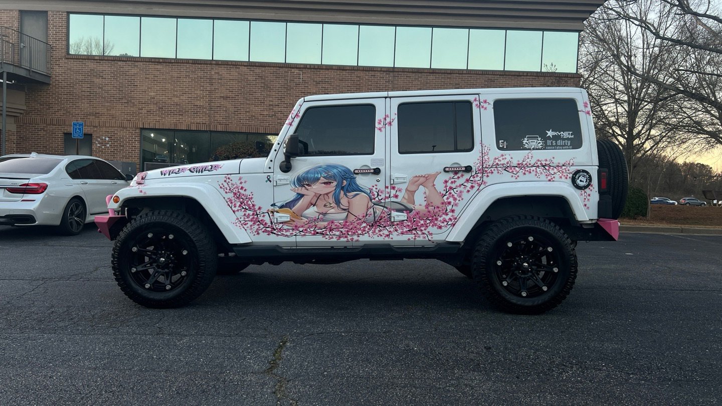 Used 2013 Jeep Wrangler Unlimited Sahara w/ Connectivity Group image 38