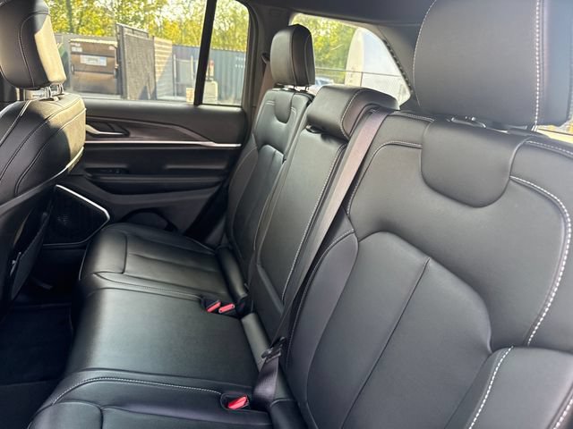 Used 2024 Jeep Grand Cherokee Limited 4xe AWD/4WD image 14