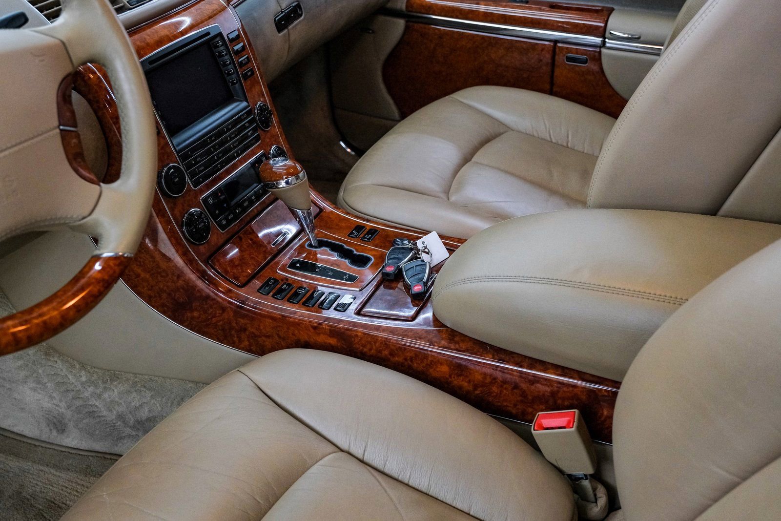 Used 2005 Maybach 57 image 23