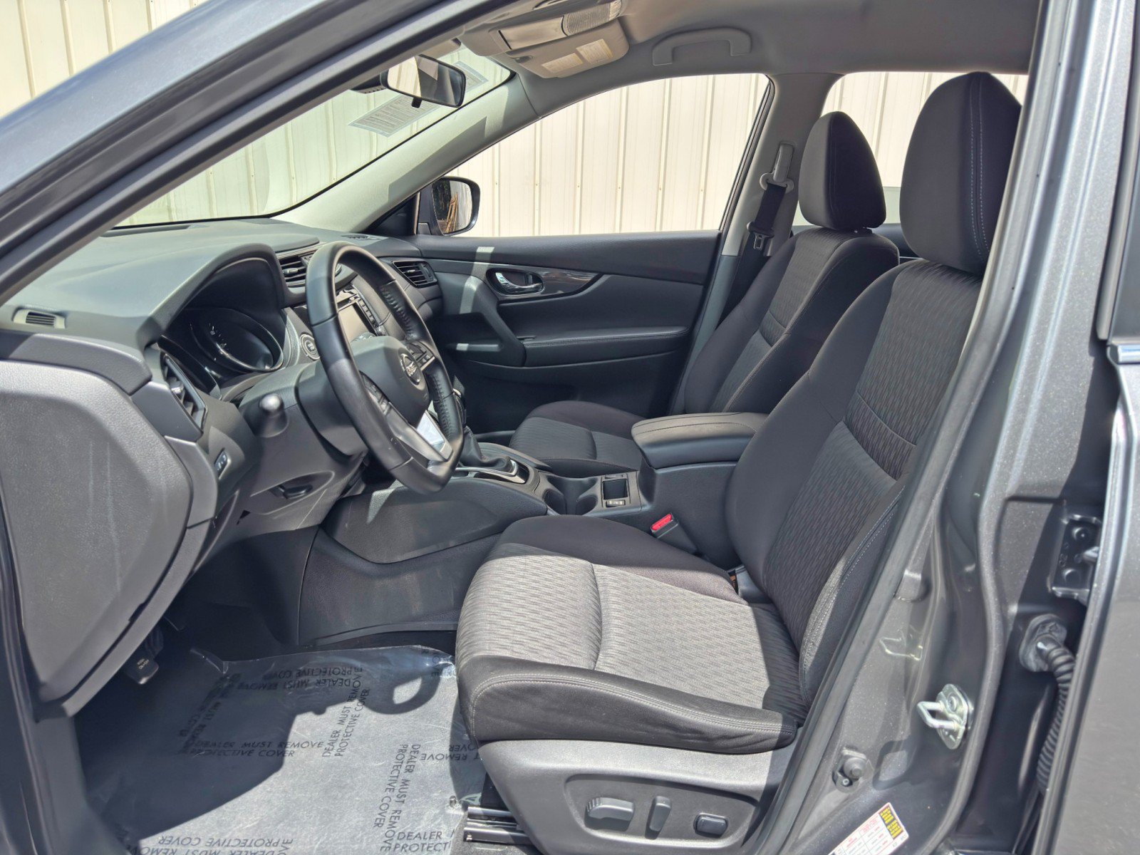Used 2020 Nissan Rogue SV AWD/4WD image 15