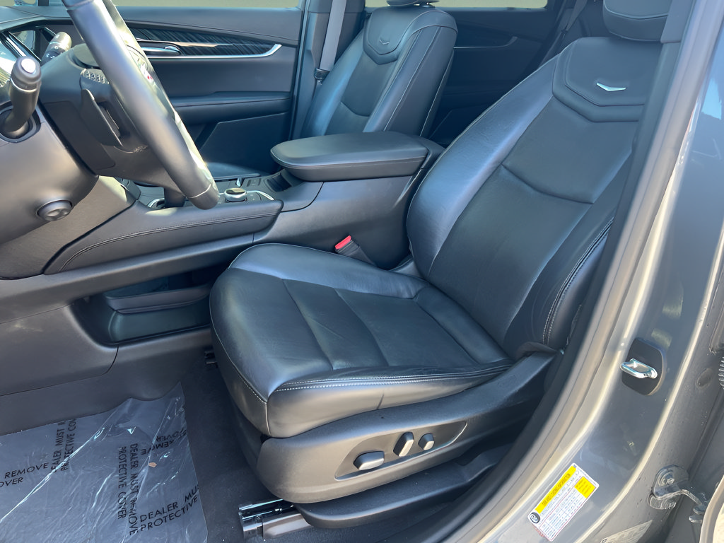 Used 2020 Cadillac XT6 Premium Luxury FWD image 15