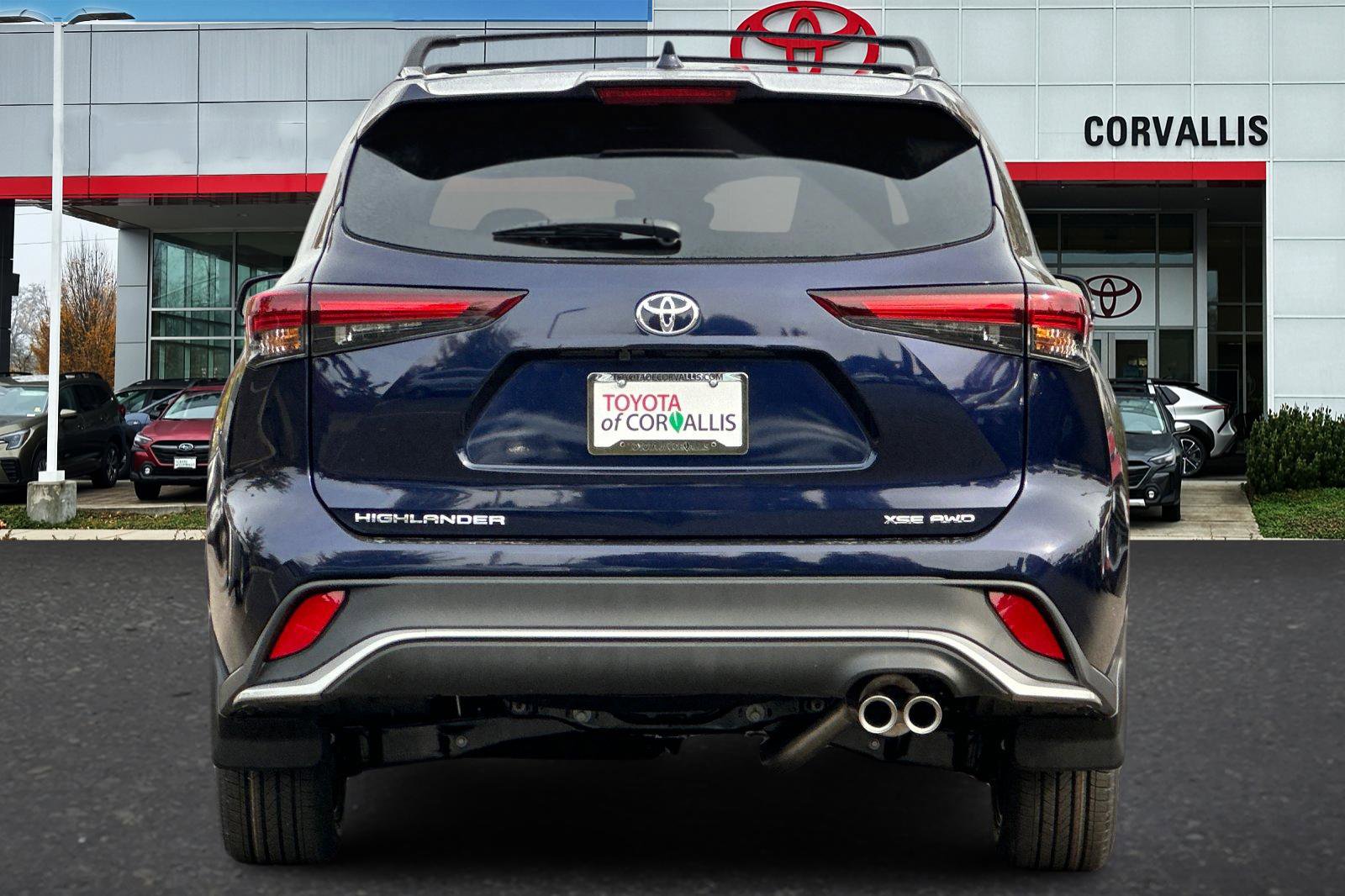 New 2026 Toyota Highlander XSE image 6