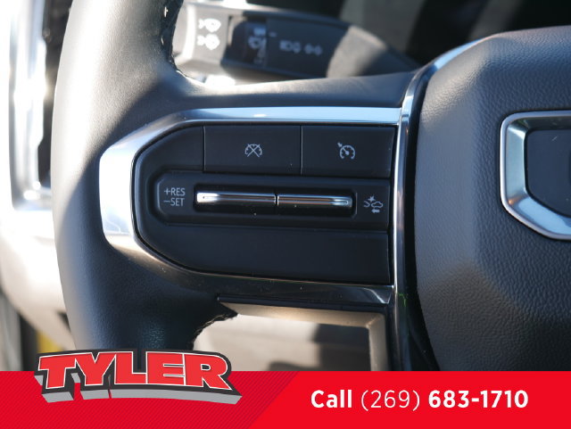 Used 2024 GMC Canyon Elevation w/ Elevation Premium Package AWD/4WD image 22