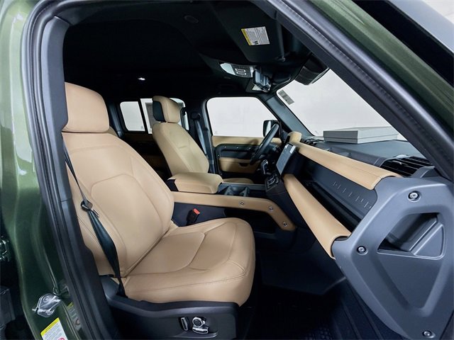 New 2026 Land Rover Defender 130 S image 31