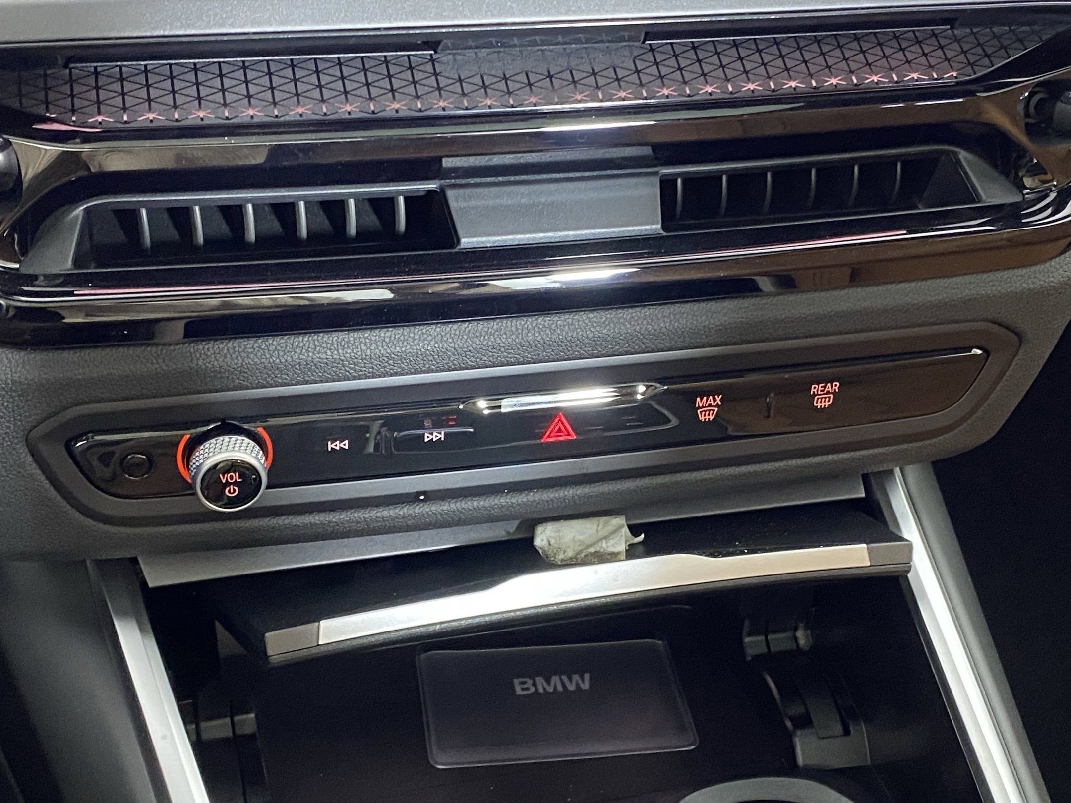 Used 2025 BMW 230i xDrive 230i xDrive w/ Premium Package image 17