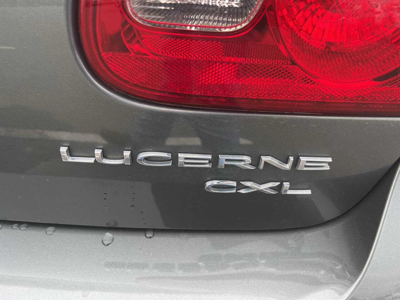 Used 2007 Buick Lucerne CXL image 37