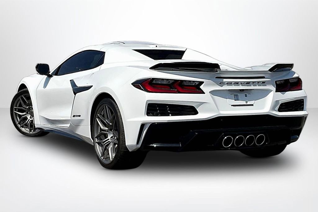 Used 2024 Chevrolet Corvette Z06 image 5