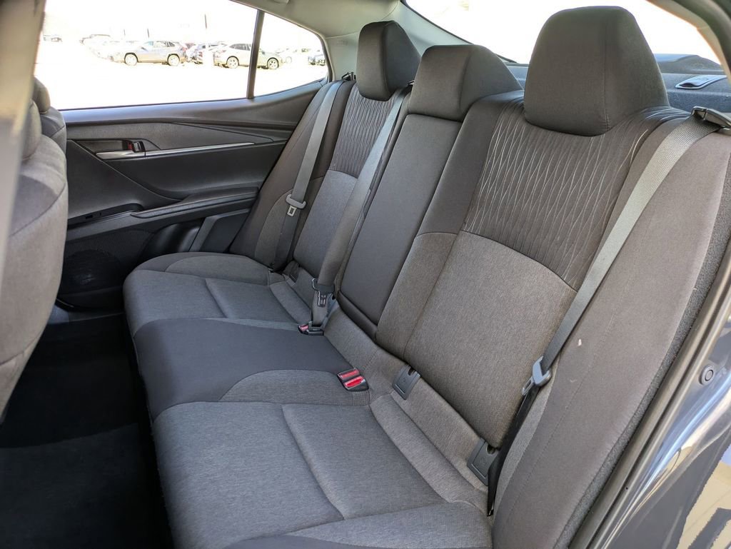 Used 2025 Toyota Camry LE FWD image 24