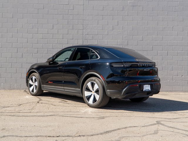 Certified 2024 Porsche Macan 4 Electric image 3