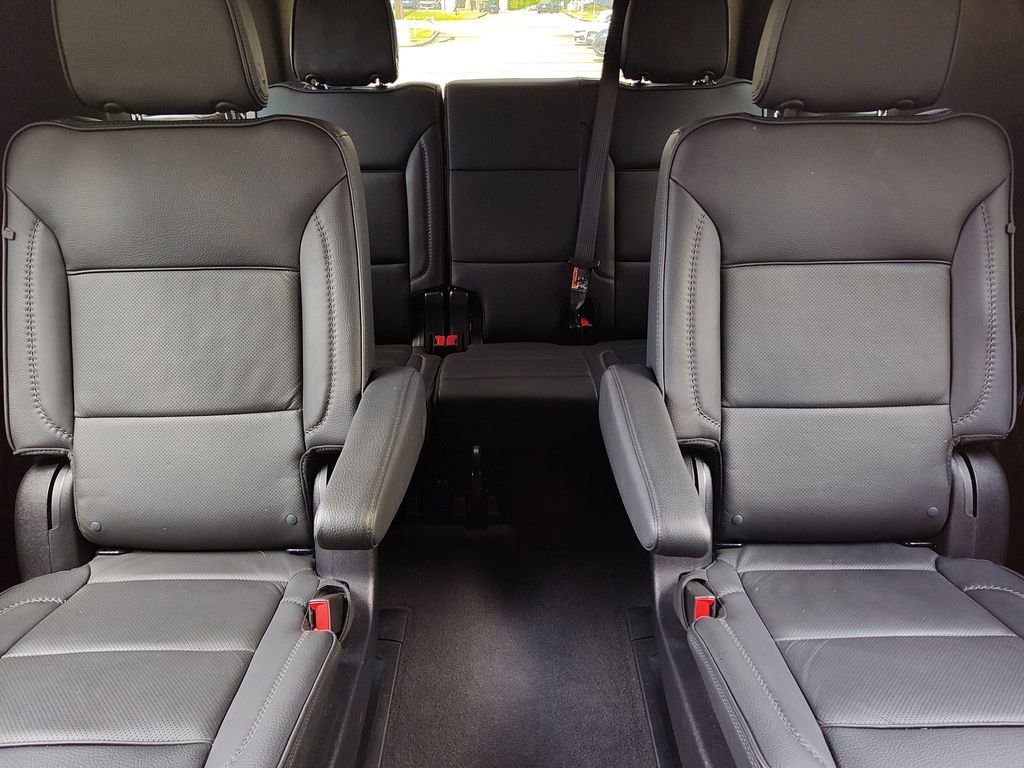 Used 2025 GMC Yukon Denali image 38