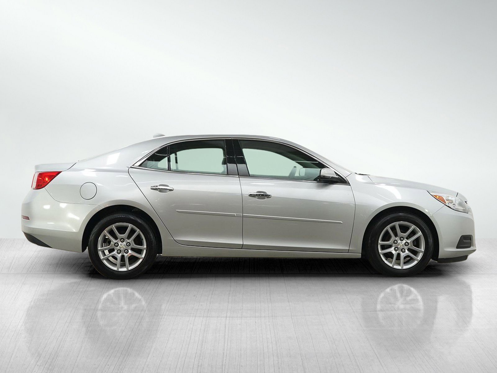 Used 2014 Chevrolet Malibu LT w/ Power Convenience Package FWD image 6