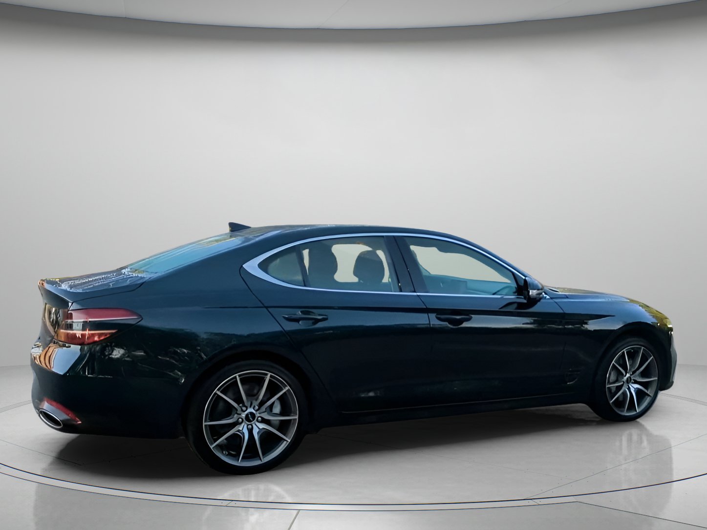 Used 2025 Genesis G70 2.5T AWD/4WD image 30