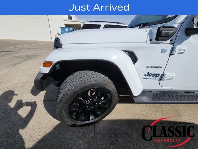 Used 2023 Jeep Wrangler Unlimited Sahara w/ Cold Weather Group image 13