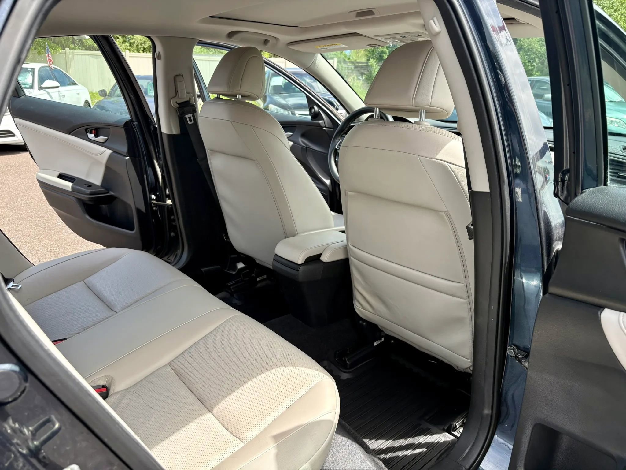 Used 2019 Honda Insight Touring image 21