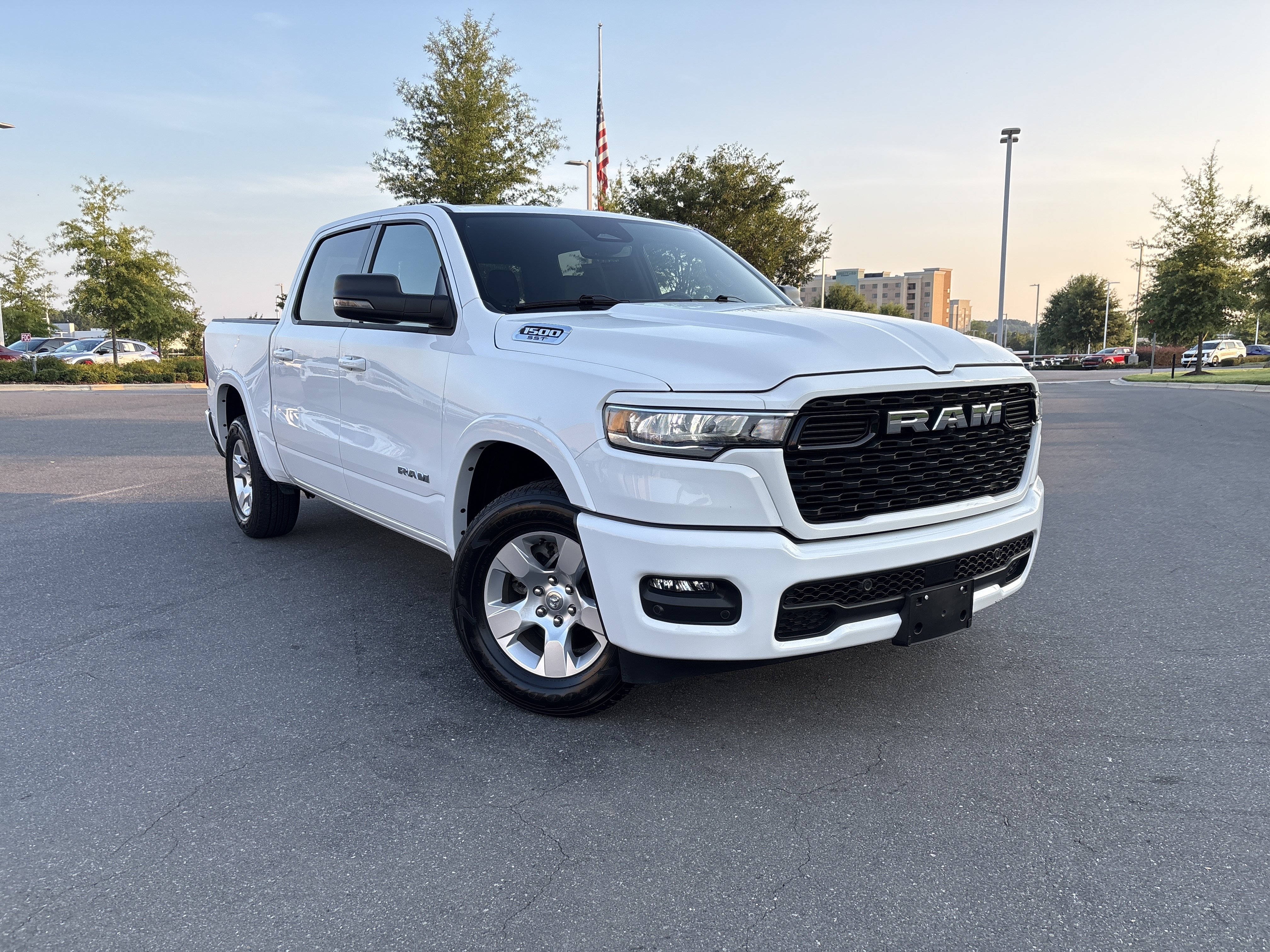Used 2025 RAM 1500 Big Horn AWD/4WD image 2