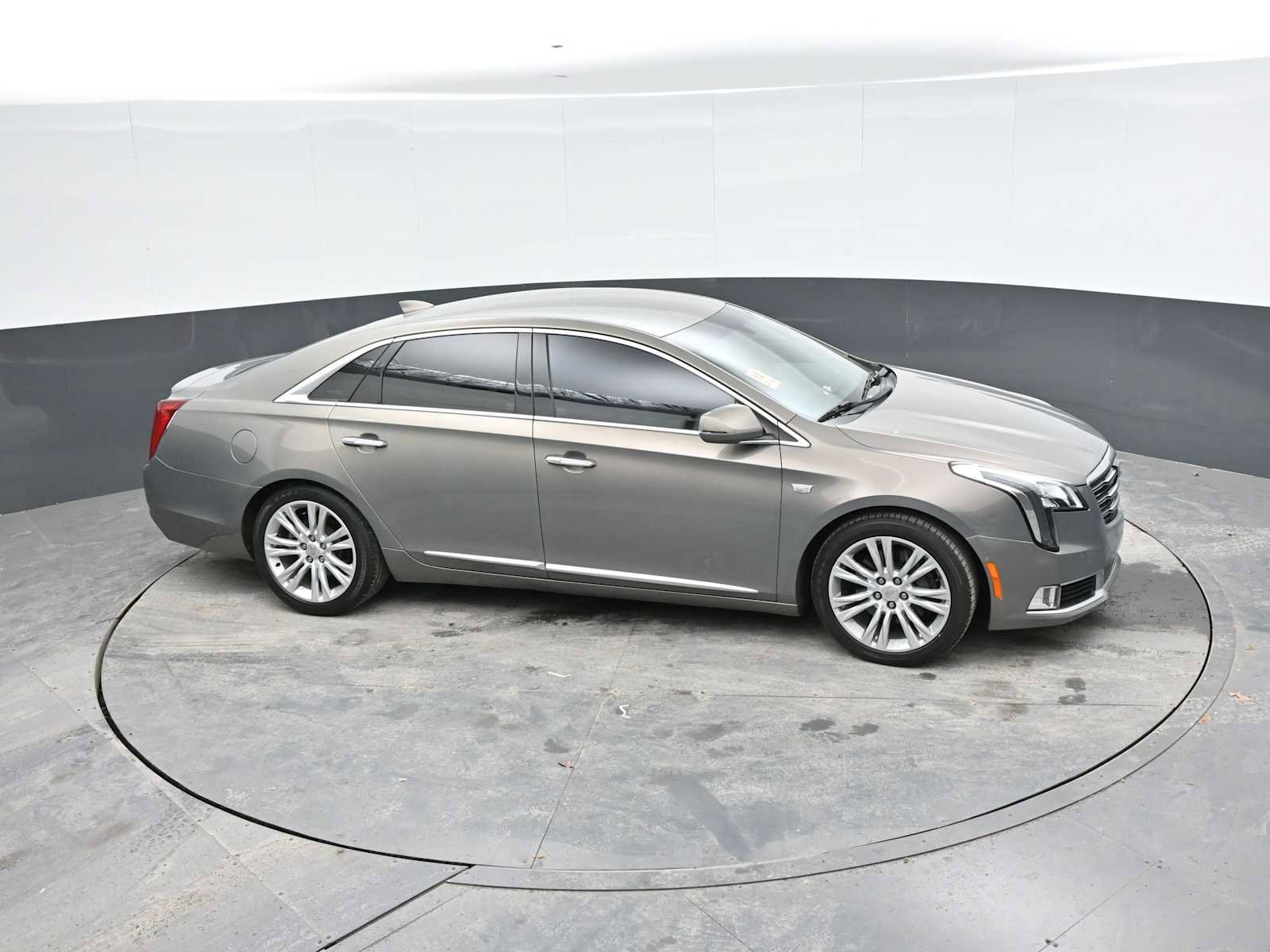 Used 2019 Cadillac XTS Luxury FWD image 18