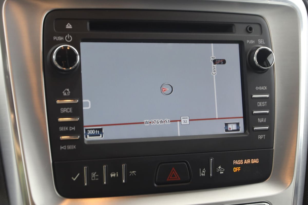Used 2017 GMC Acadia Limited SLT AWD/4WD image 9