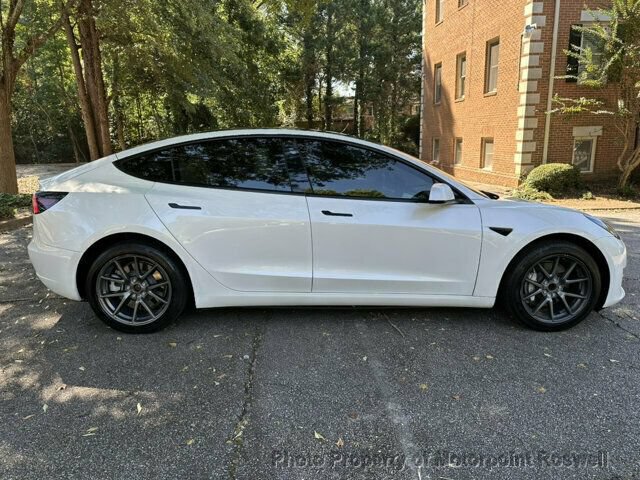 Used 2023 Tesla Model 3 Standard Range RWD image 9