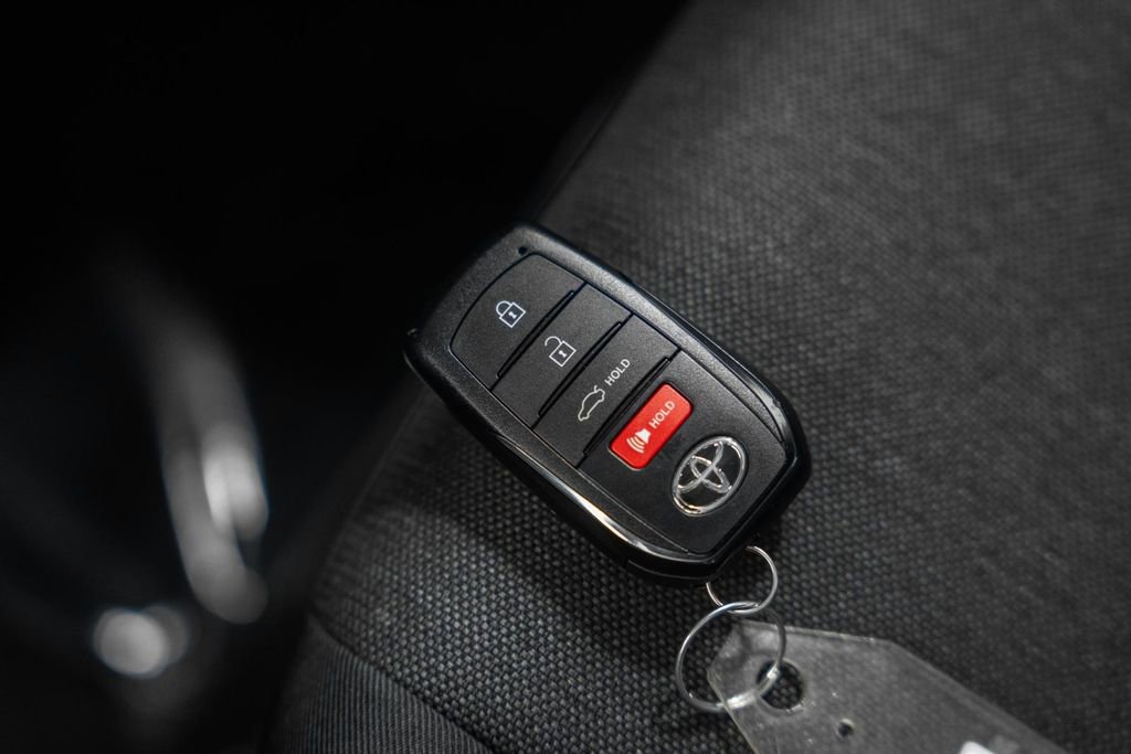 Used 2025 Toyota Camry LE image 41