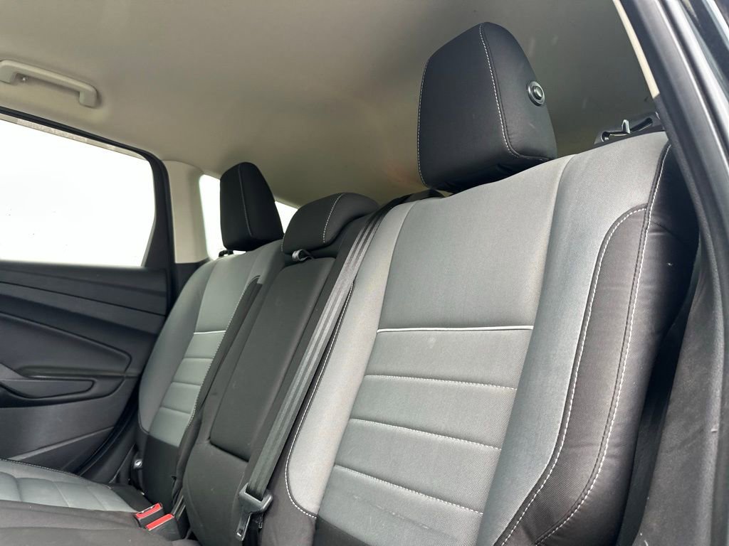 Used 2013 Ford Escape SE image 18