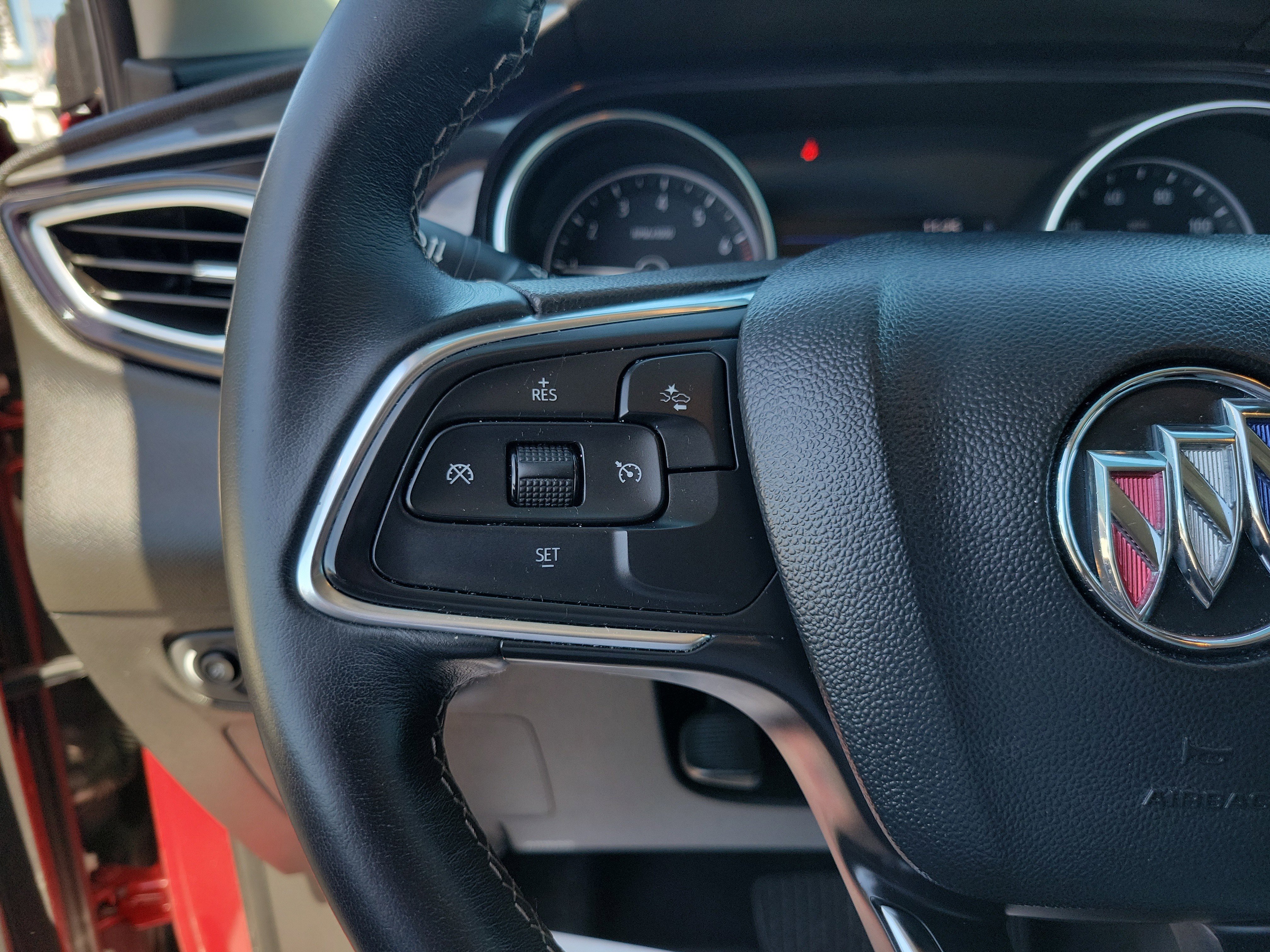 Certified 2020 Buick Encore GX Select w/ Sport Touring Package FWD image 27