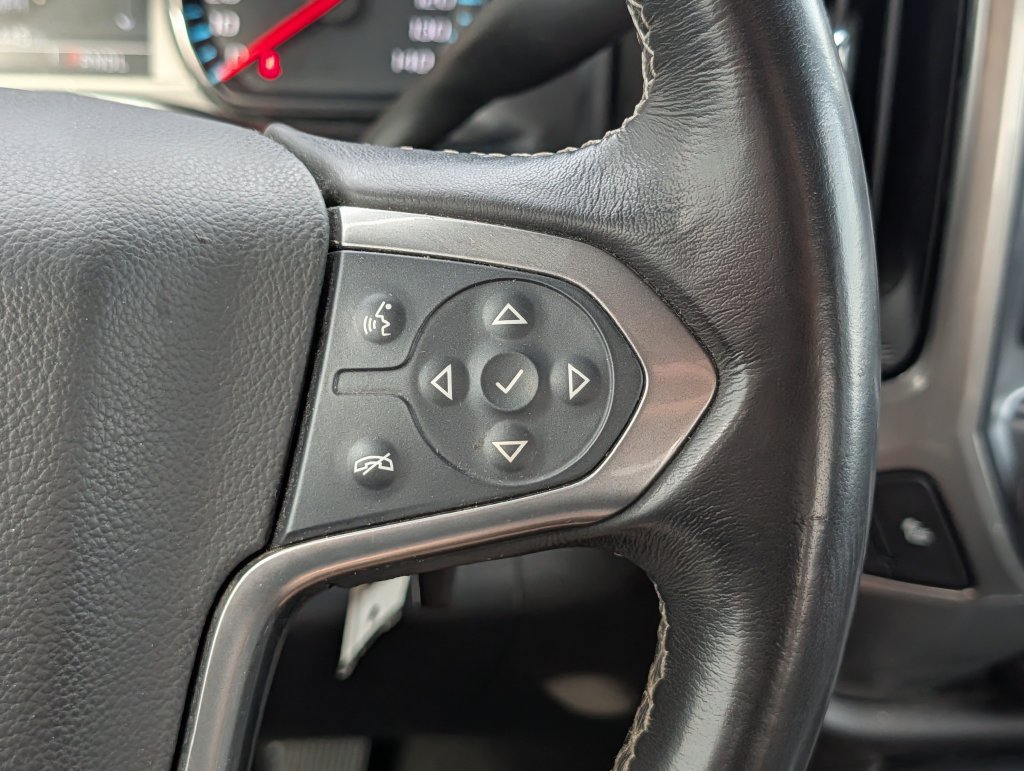 Used 2018 Chevrolet Silverado 1500 LT w/ All Star Edition AWD/4WD image 24