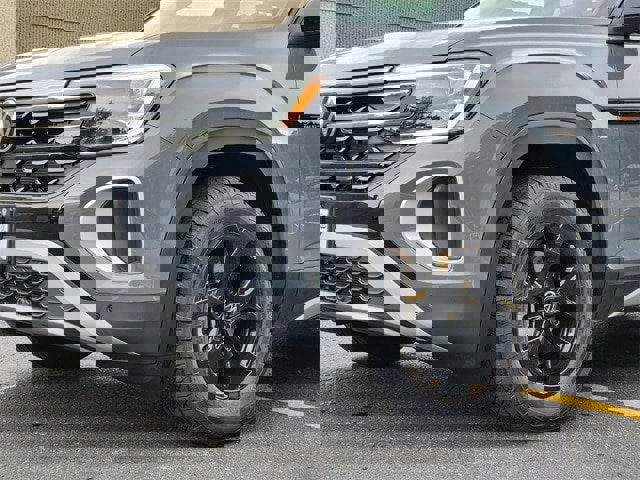 New 2026 Volkswagen Atlas Peak Edition image 8