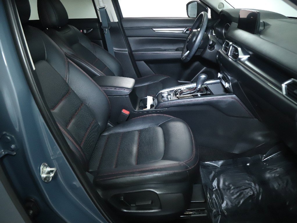 Certified 2023 MAZDA CX-5 Carbon Edition image 34