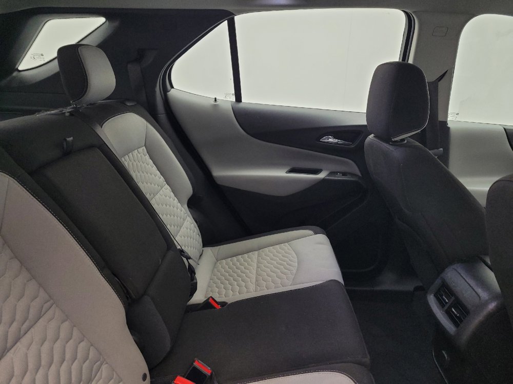 Used 2018 Chevrolet Equinox LS FWD image 19