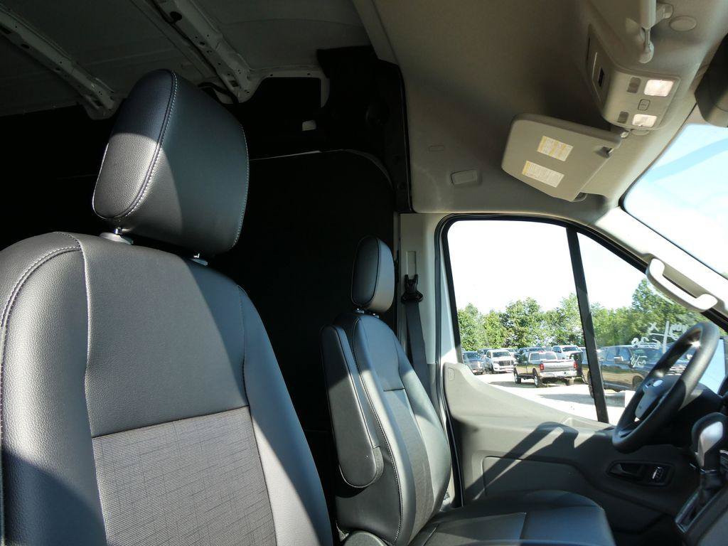 New 2026 Ford Transit 250 148 High Roof Extended w/ Load Area Protection Package RWD image 9